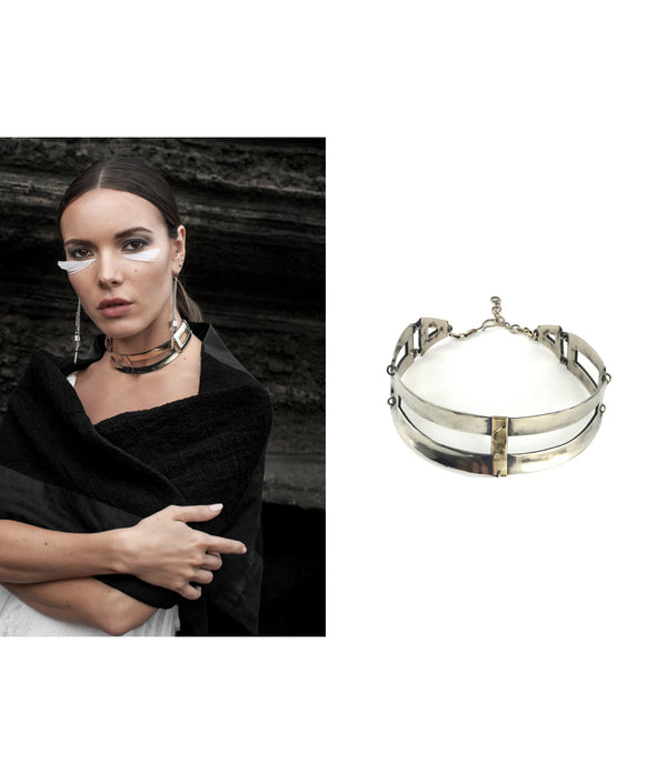 cross collar white brass